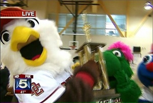 Thumbnail image for MascotMadness_19_20090318091048191_640_480.jpg